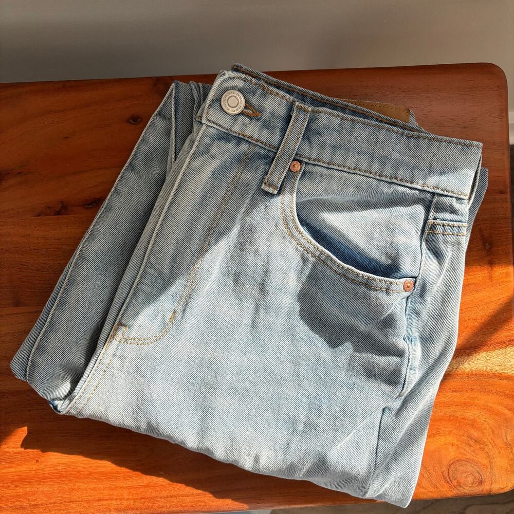 RSQ Women's 90s Jean Light Blue Denim High Rise Size 27 Distressed Vintage Style